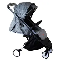 Poussette Coxi légère et pratique