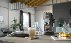DeLonghi cafétière dedica metallics  EC785.PK