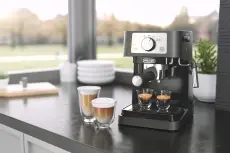 Delonghi stilosa cafétière avec mousseur  EC260.BK