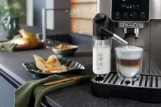 Delonghi machine a café magnifica Start feb2291.tb