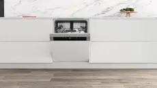 Whirlpool lave vaisselle semi encastrable 6 sens  WB6020PX