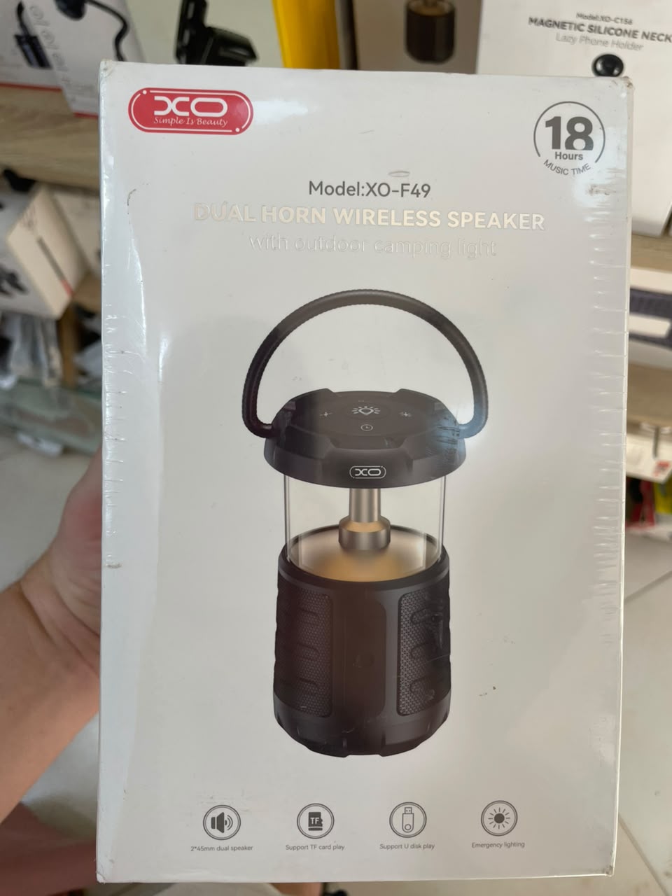 Lanterne Camping avec Enceinte Bluetooth XO-F49
