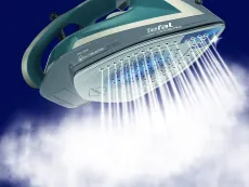 Tefal Ultragliss Anti-Calc Plus FV6842E0 Fer à vapeur 2800 W
