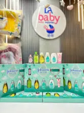 Johnson's baby gift box